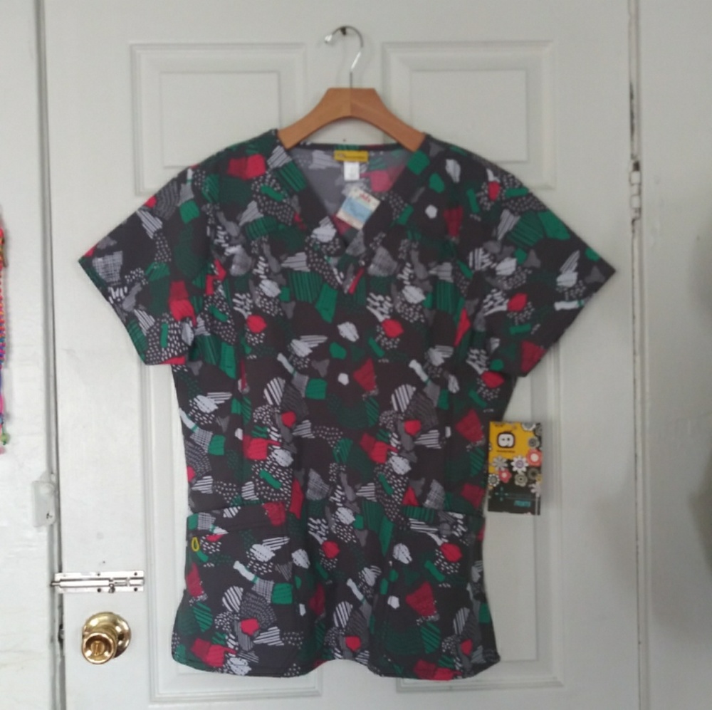 Wonderwink scrub top